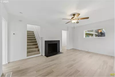 1124 NE 81st Ave, Portland, OR 97213 - Photo 4
