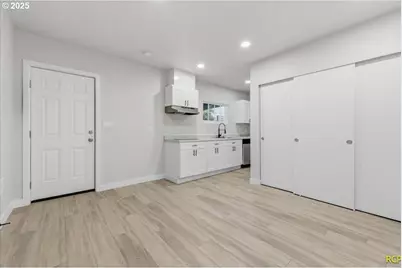 1124 NE 81st Ave, Portland, OR 97213 - Photo 34