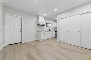 1124 NE 81st Ave, Portland, OR 97213 - Photo 34