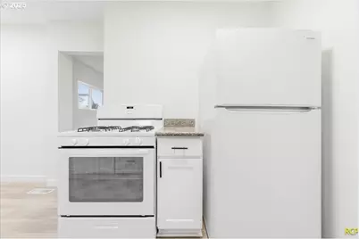 1124 NE 81st Ave, Portland, OR 97213 - Photo 16