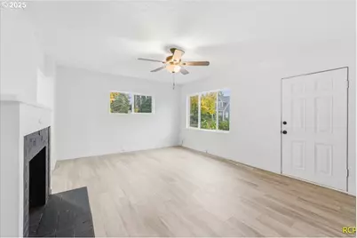 1124 NE 81st Ave, Portland, OR 97213 - Photo 6