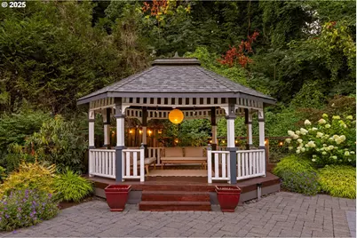 13740 Fielding Rd, Lake Oswego, OR 97034 - Photo 44