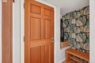 112 W 35th St, Vancouver, WA 98660 - Photo 6