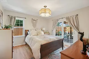 112 W 35th St, Vancouver, WA 98660 - Photo 16