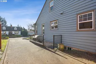 112 W 35th St, Vancouver, WA 98660 - Photo 32