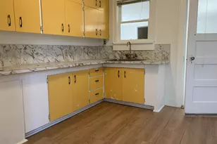 218 S 19th St, Springfield, OR 97477 - Photo 16
