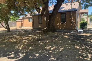218 S 19th St, Springfield, OR 97477 - Photo 8