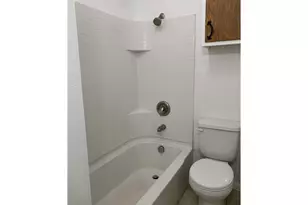 218 S 19th St, Springfield, OR 97477 - Photo 4