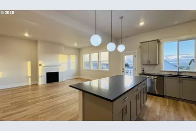 11691 SW Hayrick Ter, Beaverton, OR 97007 - Photo 12