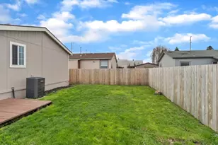 1000 S McKern Ct, Newberg, OR 97132 - Photo 26