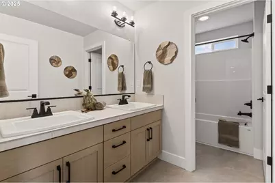 1211 S Mountain Pl, Ridgefield, WA 98642 - Photo 16