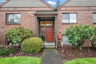 15514 SW 114th Ct, Tigard, OR 97224 - Photo 2