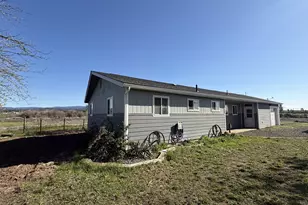 145 Hill Rd, Goldendale, WA 98620 - Photo 2
