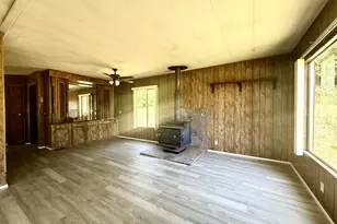 76582 Davis Rd, Oakridge, OR 97463 - Photo 8