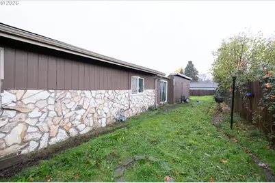 232 E Carolina St, Lebanon, OR 97355 - Photo 26