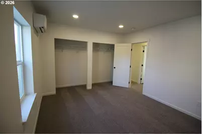 186 SW Rainbow Ave, Dallas, OR 97338 - Photo 12