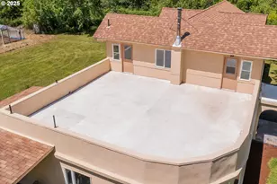 28788 Gimpl Hill Rd, Eugene, OR 97402 - Photo 42