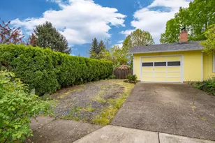 1392 SW Myrtle St, Dundee, OR 97115 - Photo 38