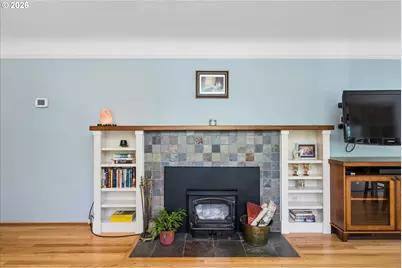 190 W 36th Ave, Eugene, OR 97405 - Photo 8