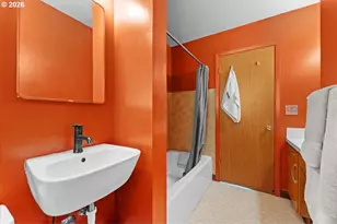 10910 SE Pardee St, Portland, OR 97266 - Photo 22