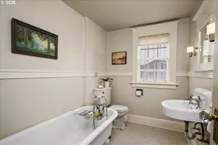 1838 SE Harrison St, Portland, OR 97214 - Photo 30