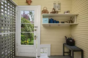 1838 SE Harrison St, Portland, OR 97214 - Photo 18