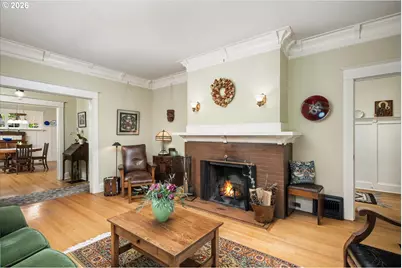 1838 SE Harrison St, Portland, OR 97214 - Photo 8