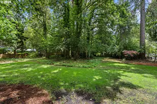 18240 SW Jay St, Beaverton, OR 97003 - Photo 40