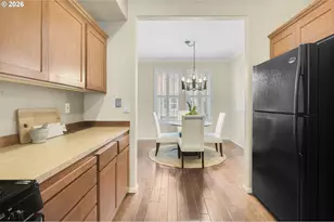 2886 NW Kennedy Ct, Portland, OR 97229 - Photo 14