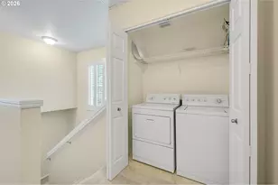 2886 NW Kennedy Ct, Portland, OR 97229 - Photo 22