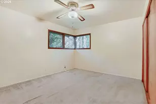 8015 SW Fairway Dr, Portland, OR 97225 - Photo 16