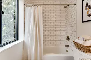 9 Monroe St, Eugene, OR 97402 - Photo 16