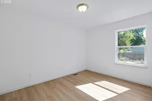 7028 SE 86th Ave, Portland, OR 97266 - Photo 16