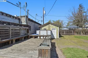 805 E 12th St, The Dalles, OR 97058 - Photo 10