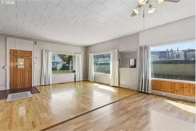 805 E 12th St, The Dalles, OR 97058 - Photo 14