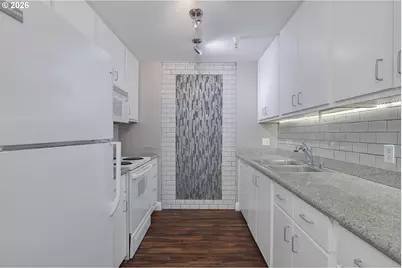 10800 SE 17th Cir, Vancouver, WA 98664 - Photo 8