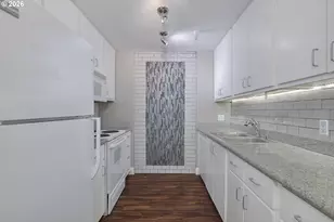 10800 SE 17th Circle, Vancouver, WA 98664 - Photo 8