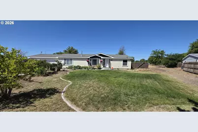 165 Esther Ct, Irrigon, OR 97844 - Photo 1