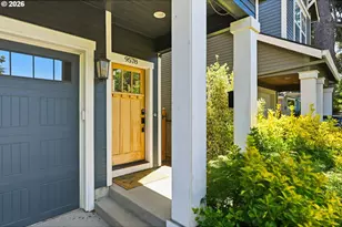 9578 N Burr Ave, Portland, OR 97203 - Photo 4