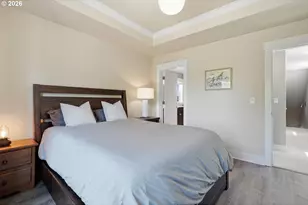 9578 N Burr Ave, Portland, OR 97203 - Photo 18