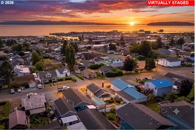 210 Cypress Ave, Garibaldi, OR 97118 - Photo 28