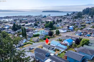210 Cypress Ave, Garibaldi, OR 97118 - Photo 30