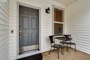 5398 Donohoe Ave, Eugene, OR 97402 - Photo 2