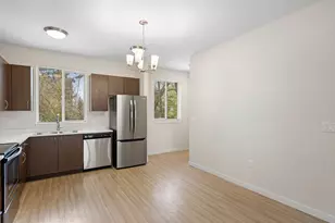 10843 E Burnside St, Portland, OR 97216 - Photo 16