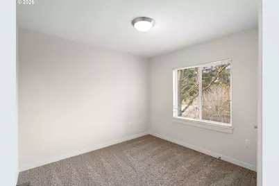 10843 E Burnside St, Portland, OR 97216 - Photo 24