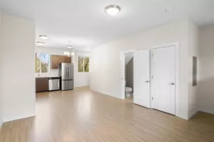 10843 E Burnside St, Portland, OR 97216 - Photo 10