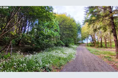 86830 Northill Ranch Rd #106, Eugene, OR 97402 - Photo 4