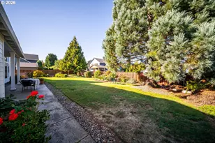 12132 Hazel Park Dr, Oregon City, OR 97045 - Photo 26