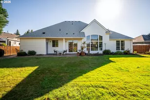 12132 Hazel Park Dr, Oregon City, OR 97045 - Photo 28