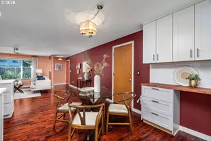 2817 NE Meadow Ct, Hillsboro, OR 97124 - Photo 8